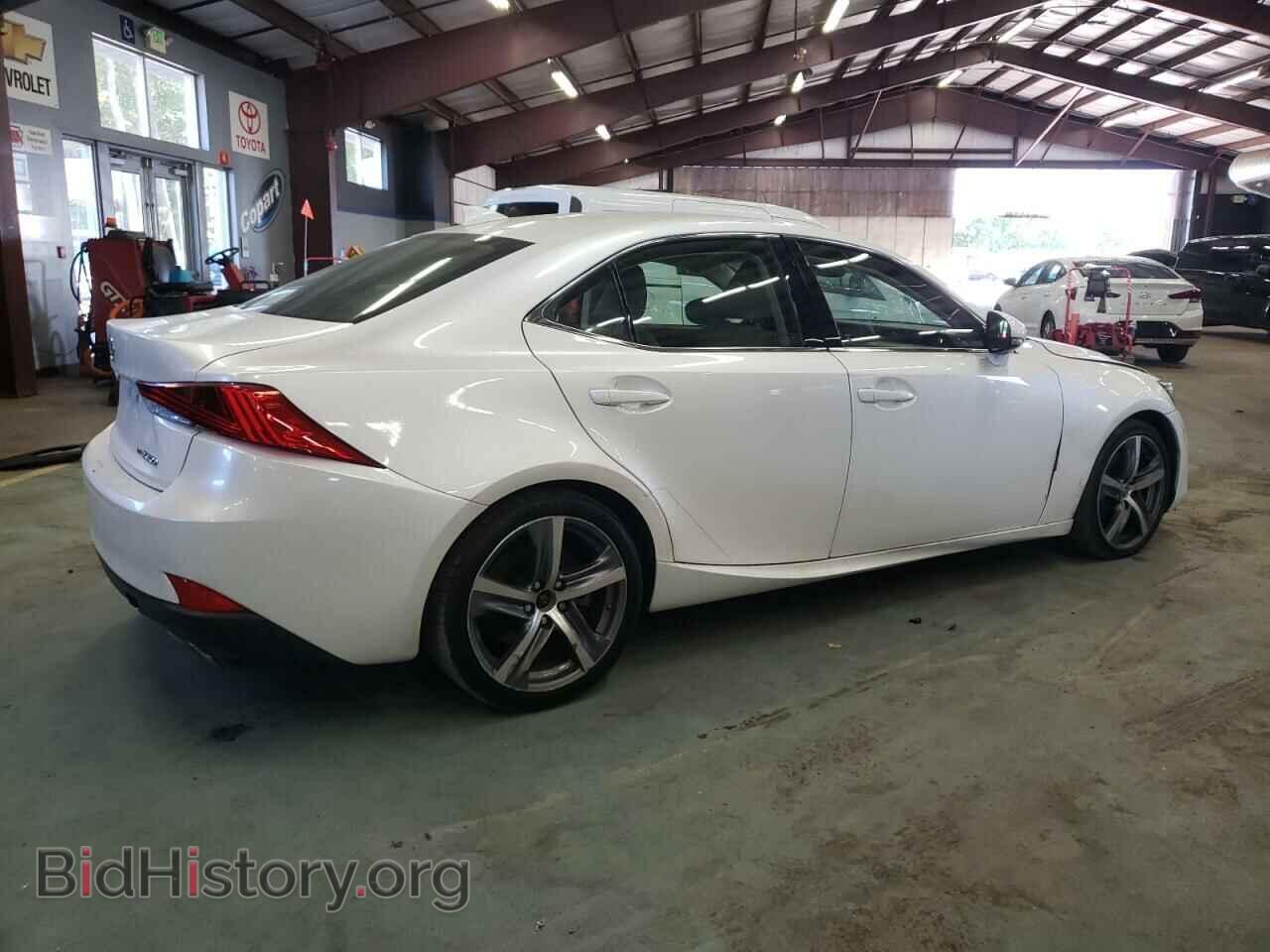 2018 LEXUS IS - VIN: JTHC81D25J5032064 - Фото 3