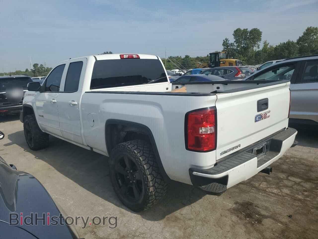 2017 GMC SIERRA - VIN: 1GTV2LEC5HZ280929 - Фото 2