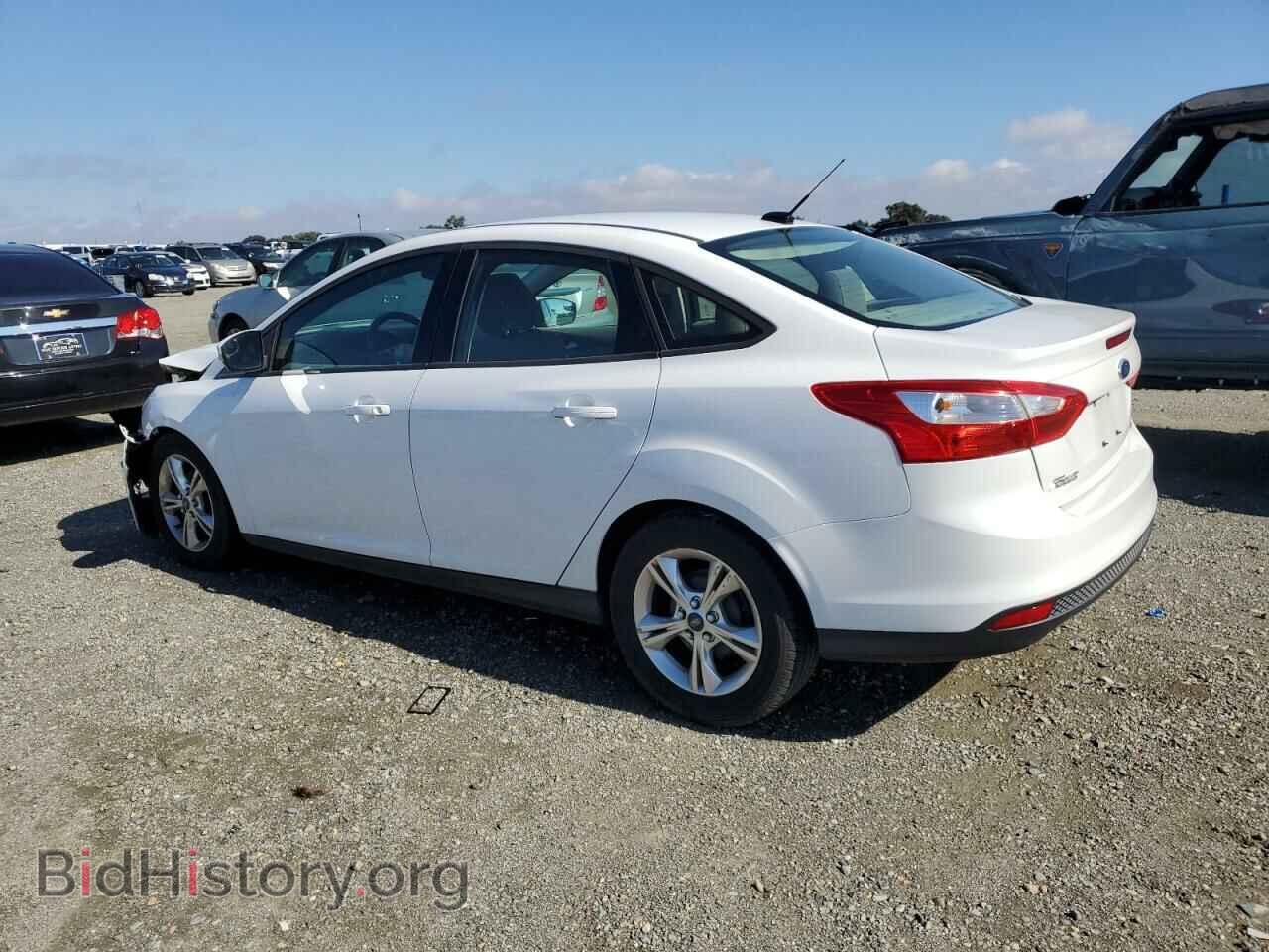 2013 FORD FOCUS - VIN: 1FADP3F22DL302570 - Photo 2