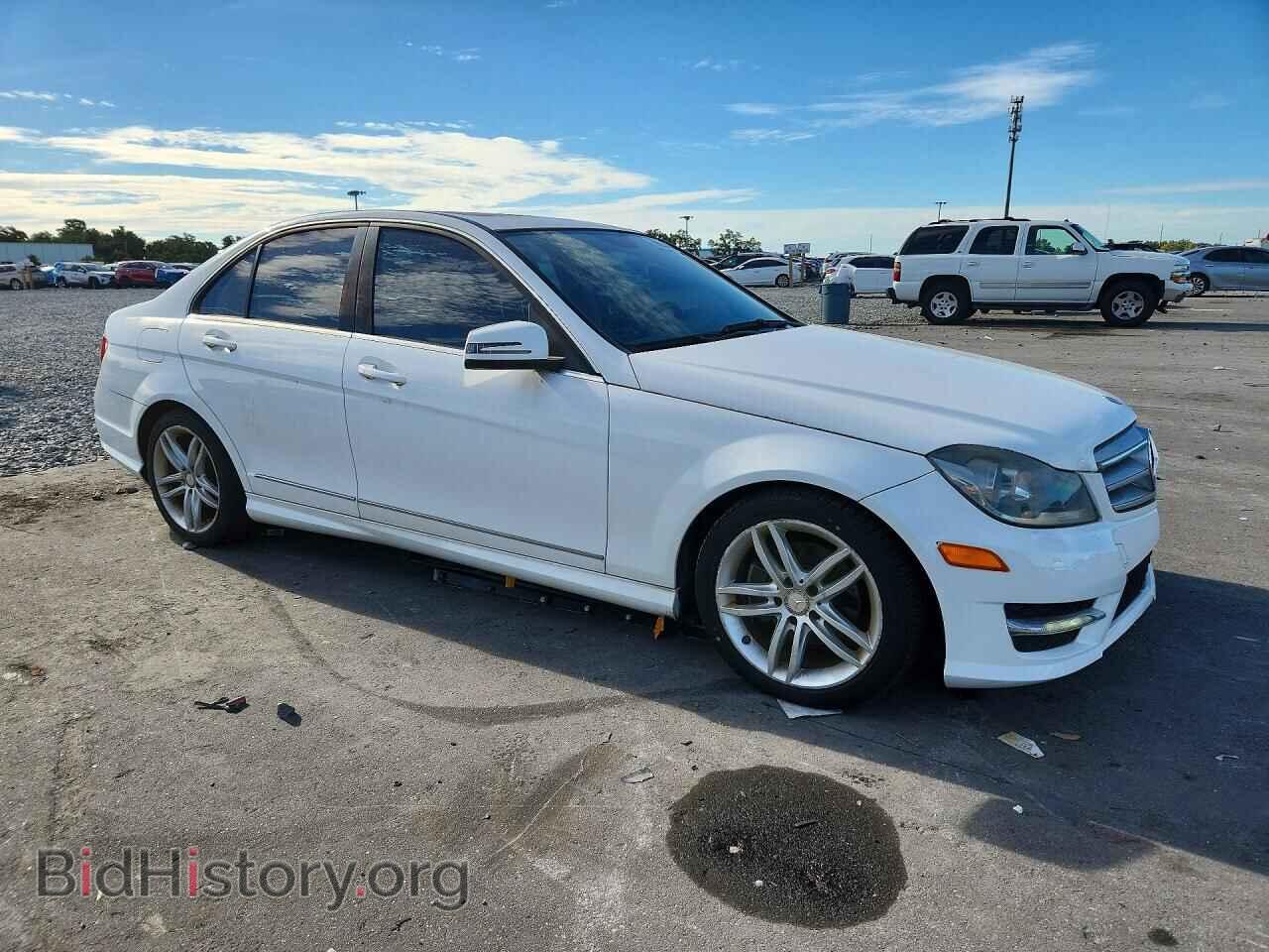 2013 MERCEDES-BENZ C-CLASS - VIN: WDDGF4HB7DR257545 - Photo 4