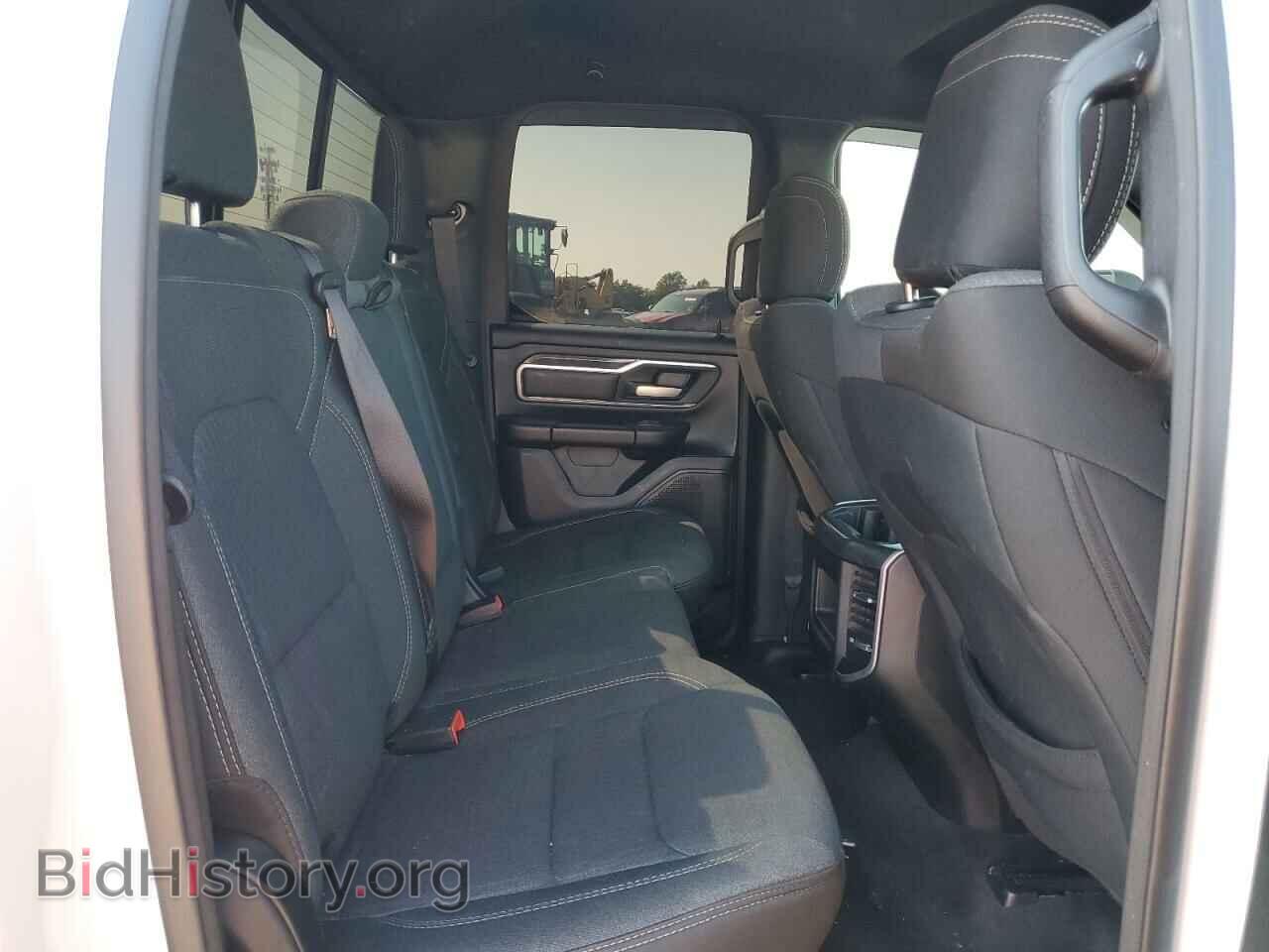 2020 RAM 1500 - VIN: 1C6SRFBT7LN266221 - Фото 10