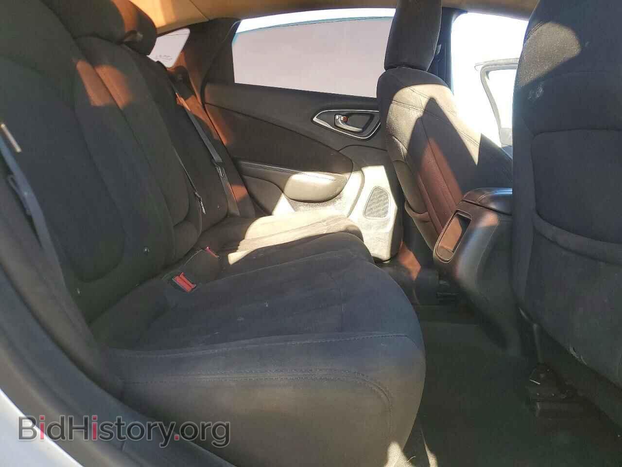 2015 CHRYSLER 200 - VIN: 1C3CCCAB0FN546870 - Photo 10