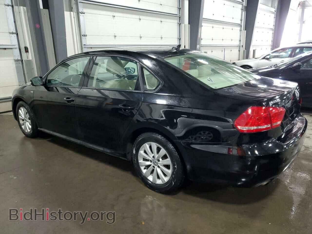 2015 VOLKSWAGEN PASSAT - VIN: 1VWAS7A38FC046213 - Фото 2