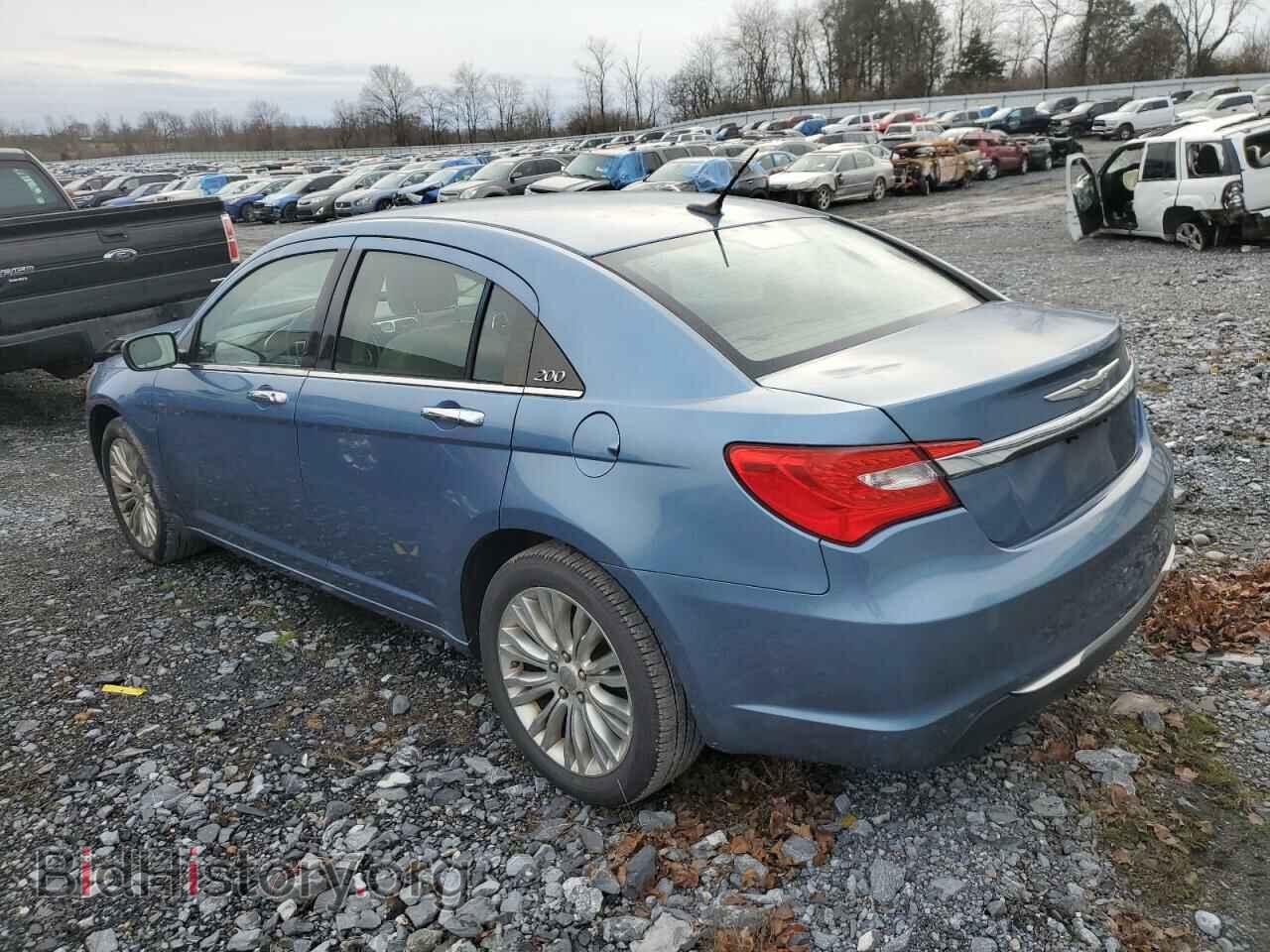 2011 CHRYSLER 200 - VIN: 1C3BC2FB3BN601319 - Фото 2