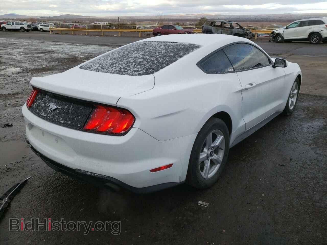 2018 FORD MUSTANG - VIN: 1FA6P8TH3J5164794 - Фото 4