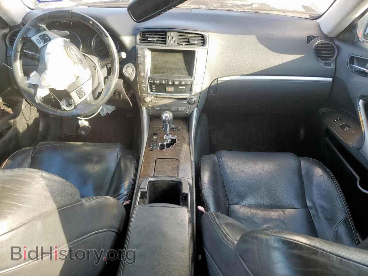 2011 LEXUS IS - VIN: JTHBF5C28B5151903 - Photo 8