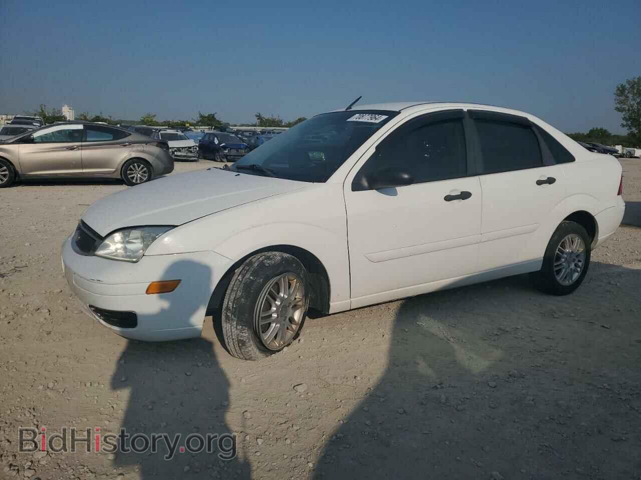 Photo 1FAFP34N96W196688 - FORD FOCUS 2006
