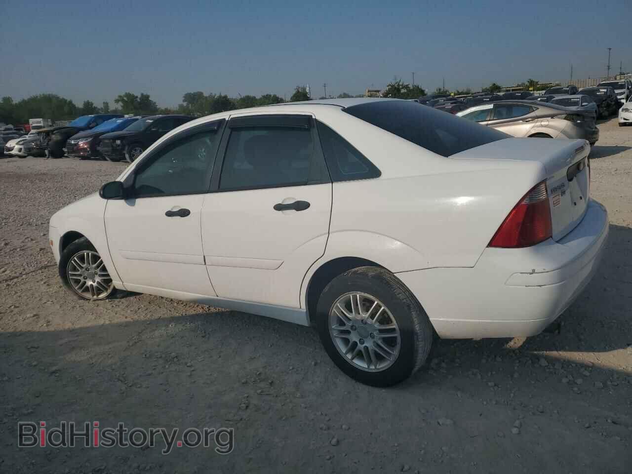2006 FORD FOCUS - VIN: 1FAFP34N96W196688 - Фото 2