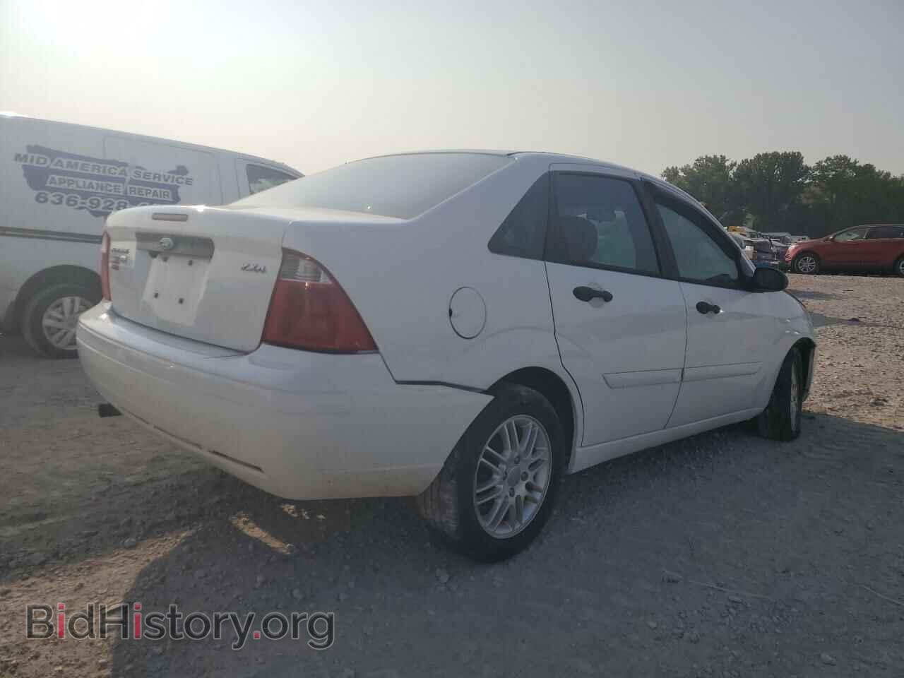 2006 FORD FOCUS - VIN: 1FAFP34N96W196688 - Фото 3