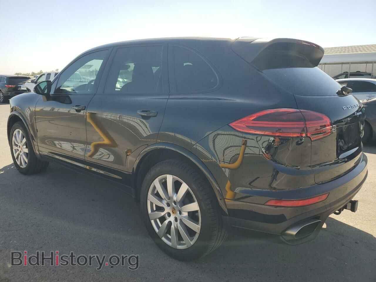 2017 PORSCHE CAYENNE - VIN: WP1AA2A27HKA82224 - Фото 2