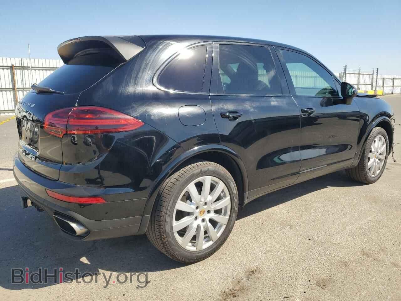 2017 PORSCHE CAYENNE - VIN: WP1AA2A27HKA82224 - Фото 3