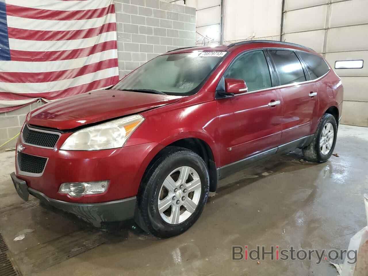 Photo 1GNLRGED8AS137417 - CHEVROLET TRAVERSE 2010