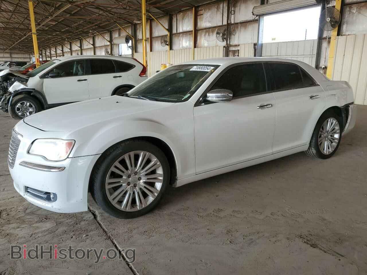Photo 2C3CA5CG3BH557021 - CHRYSLER 300 2011
