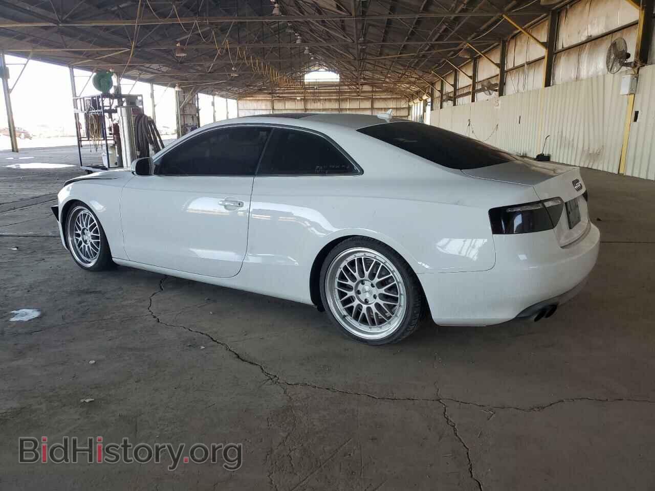 2010 AUDI A5 - VIN: WAUCFAFR2AA055548 - Photo 2