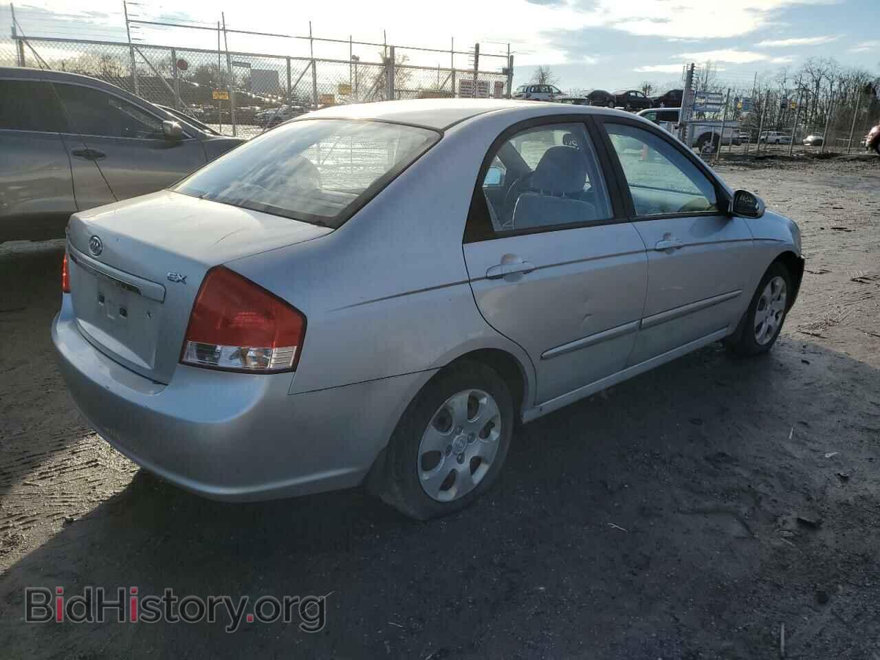 2009 KIA SPECTRA - VIN: KNAFE222995658693 - Фото 3