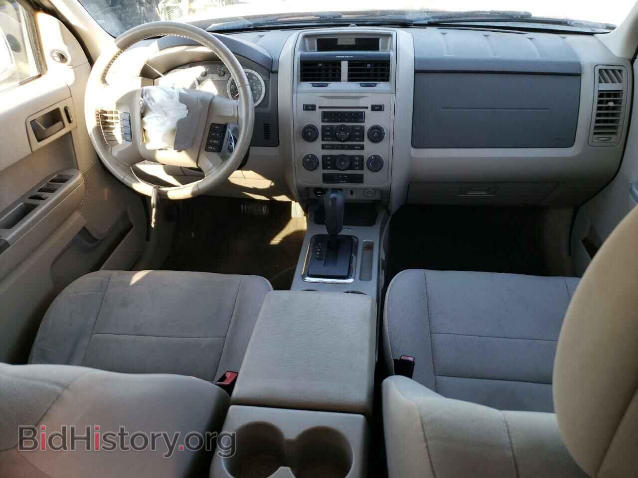 2011 FORD ESCAPE - VIN: 1FMCU0D71BKB45625 - Фото 8