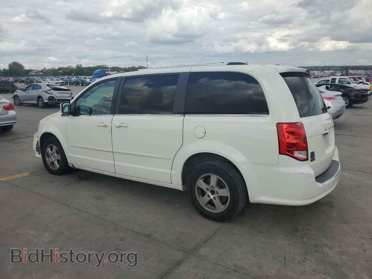2011 DODGE CARAVAN - VIN: 2D4RN5DG8BR689066 - Photo 2