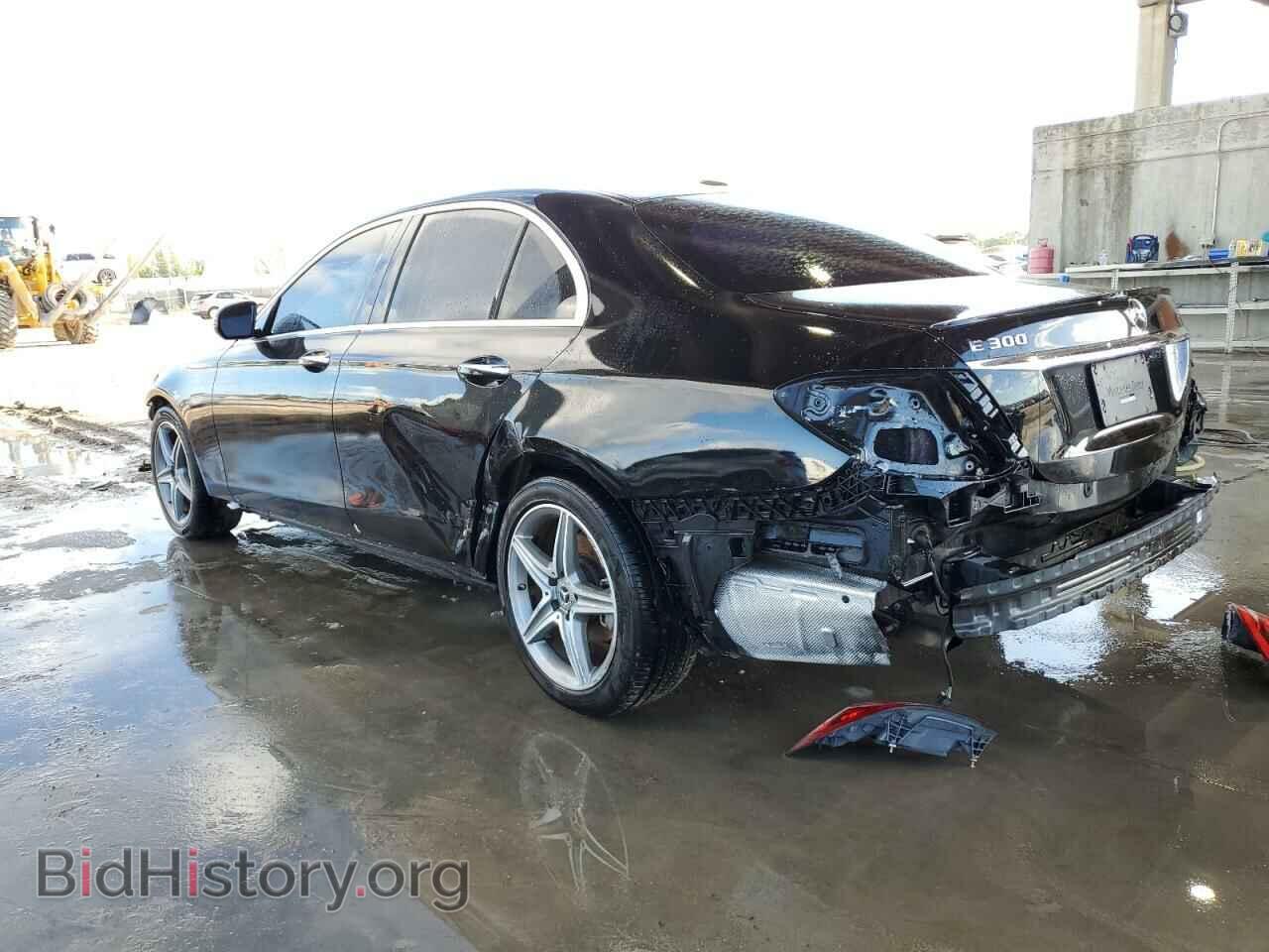 2018 MERCEDES-BENZ E-CLASS - VIN: WDDZF4JB3JA394978 - Фото 2