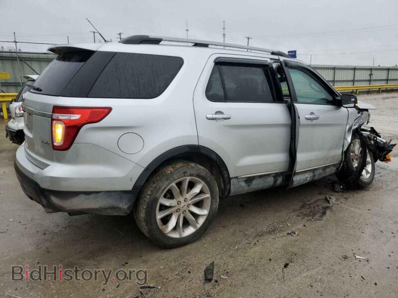 2011 Ford EXPLORER (VIN 1FMHK8D82BGA68270) — фото 3 из 13