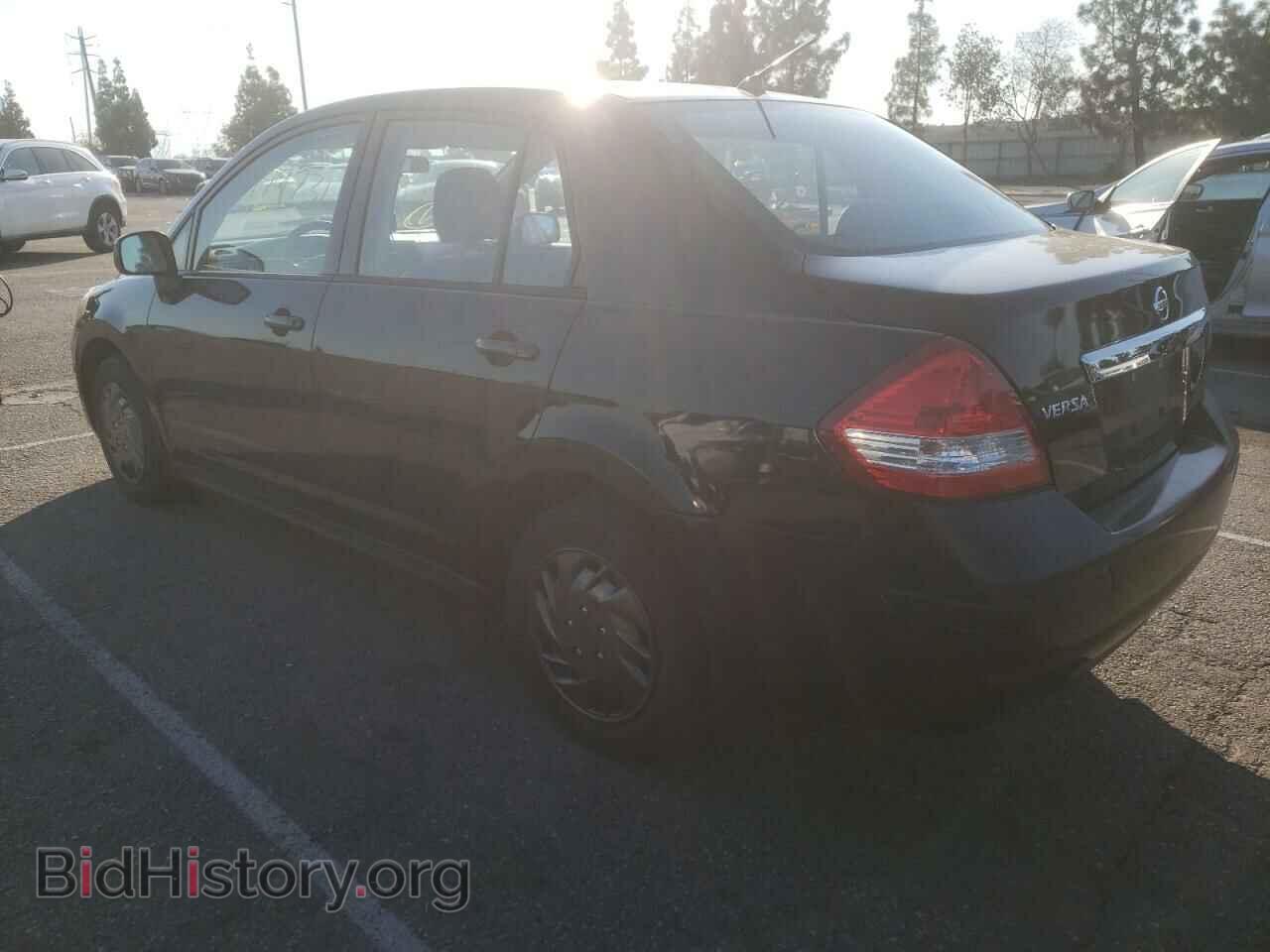 2009 NISSAN VERSA - VIN: 3N1BC11E69L446365 - Фото 2