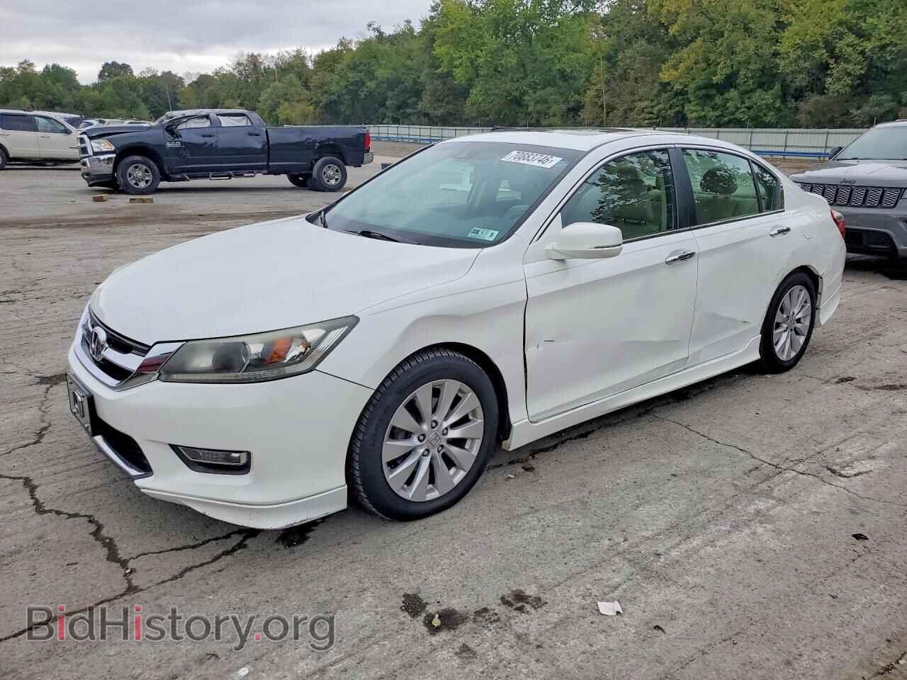 Photo 1HGCR2F82DA083654 - HONDA ACCORD 2013