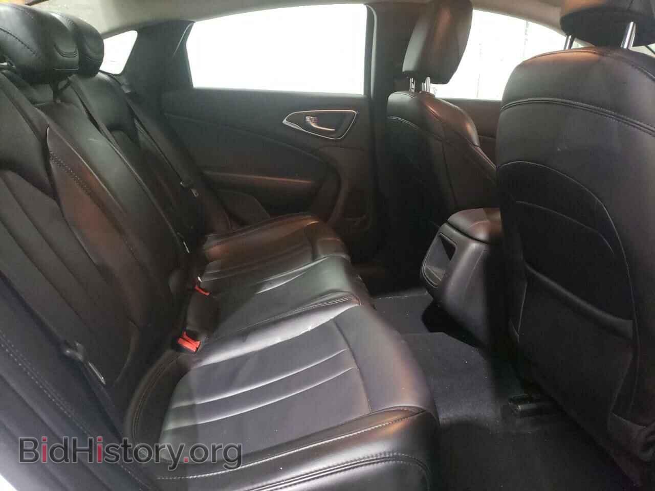 2017 CHRYSLER 200 - VIN: 1C3CCCAB7HN511875 - Фото 6