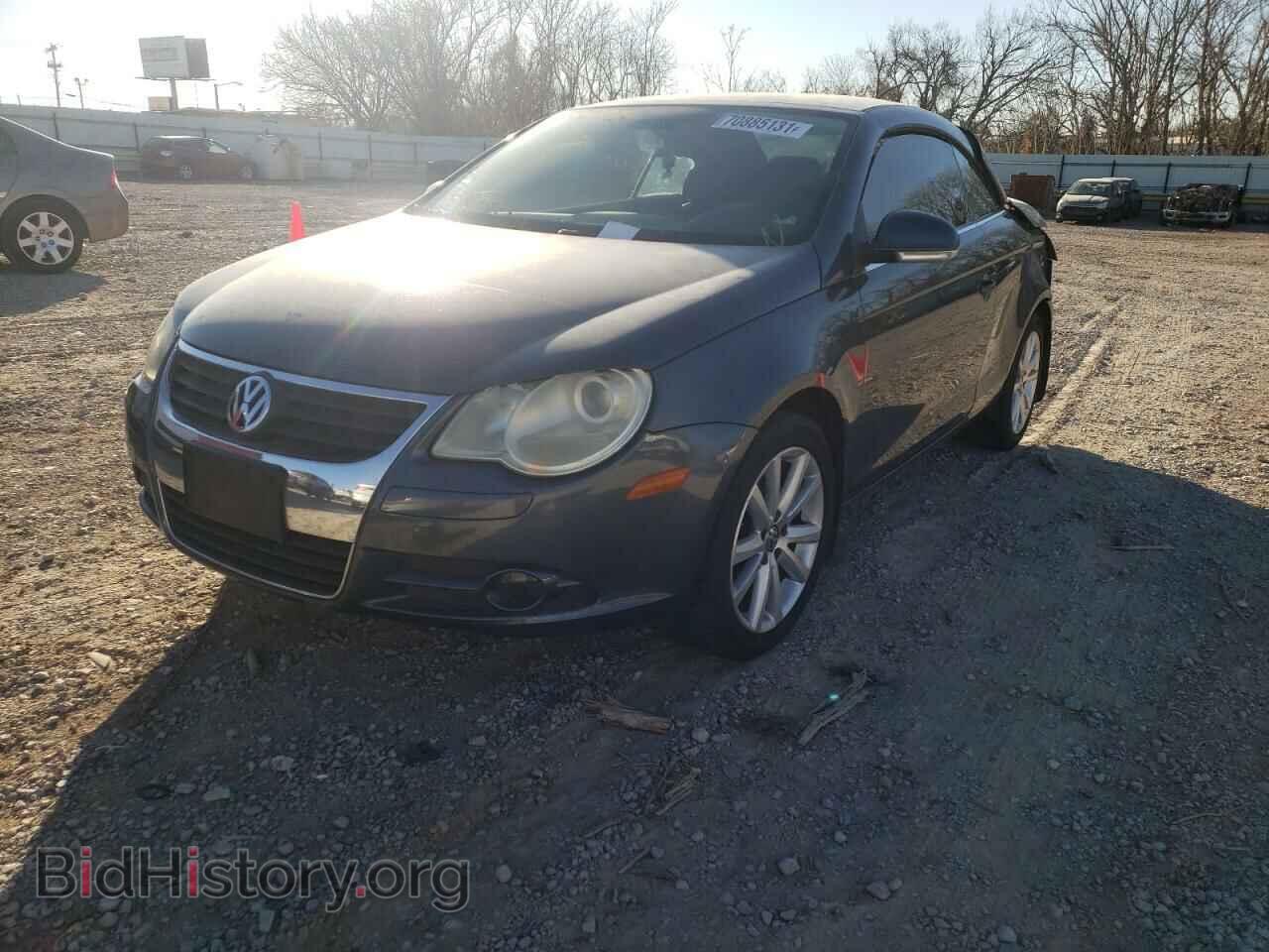 2007 VOLKSWAGEN EOS - VIN: WVWFA71F47V042851 - Фото 2
