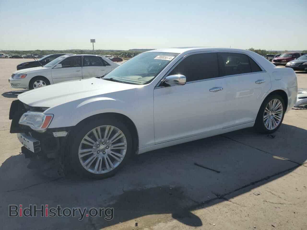 Фотография 2C3CCAET3CH136303 - CHRYSLER 300 2012