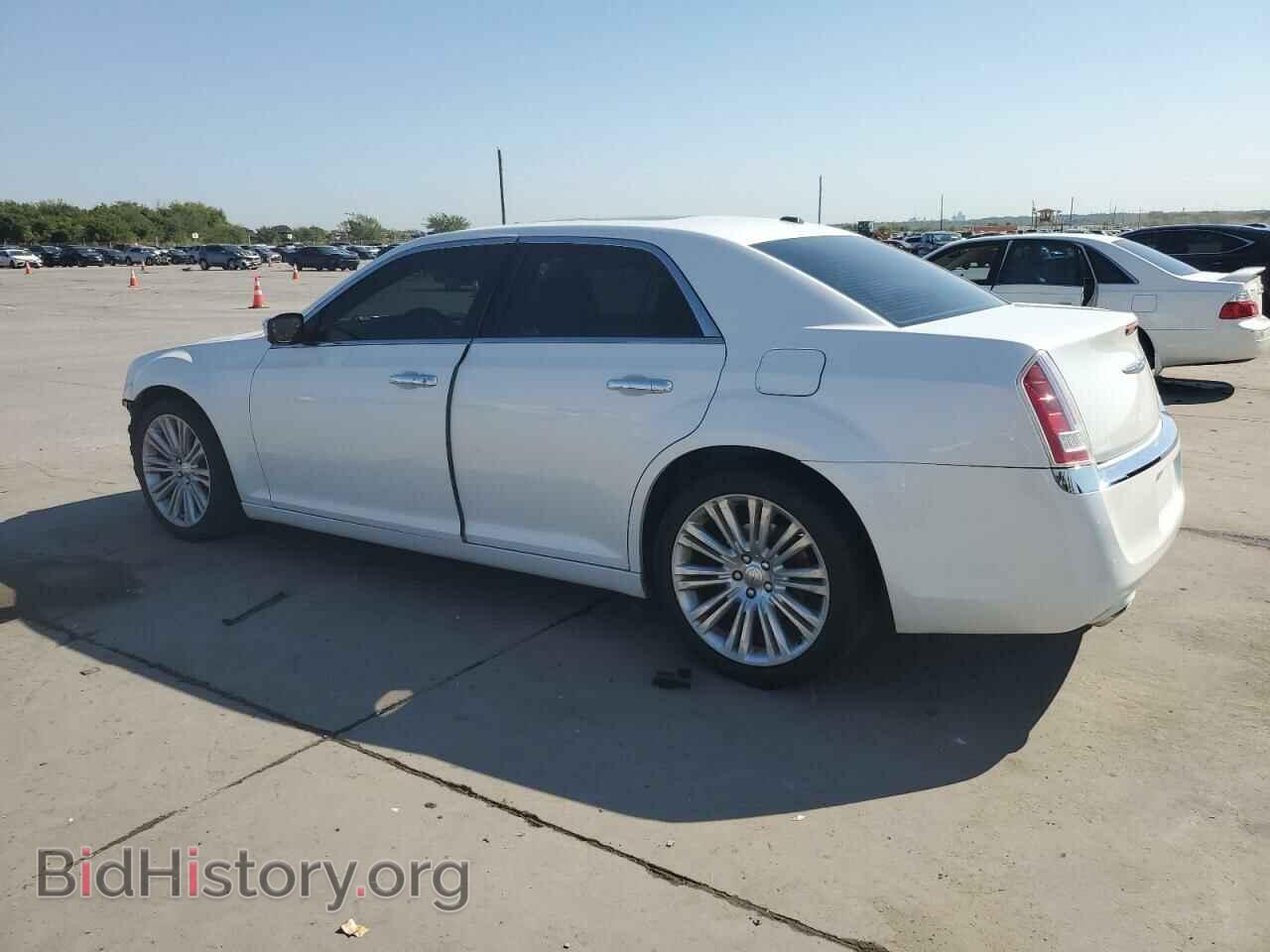 2012 CHRYSLER 300 - VIN: 2C3CCAET3CH136303 - Фото 2