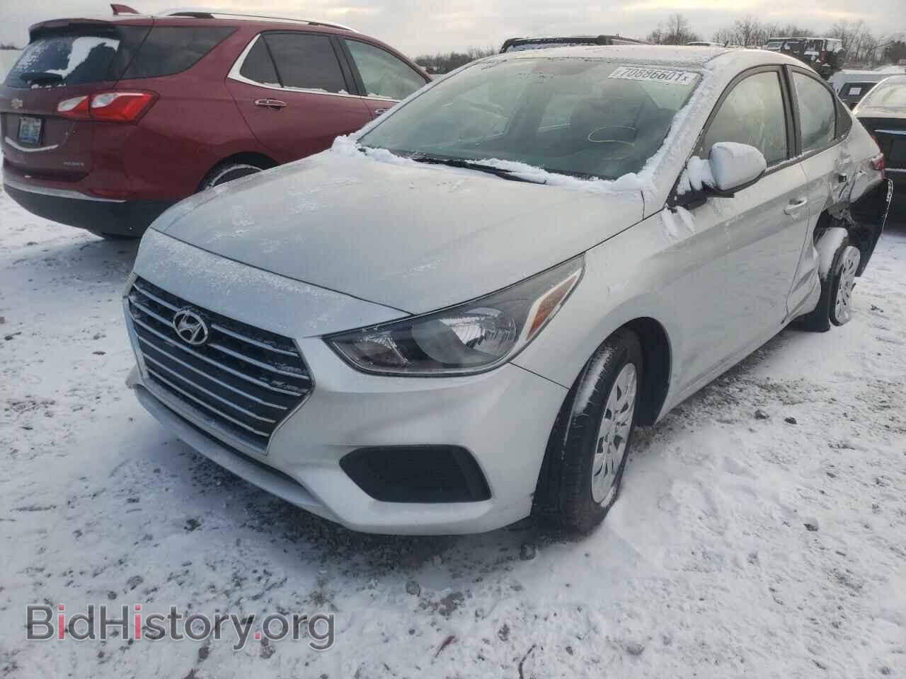 2019 HYUNDAI ACCENT - VIN: 3KPC24A3XKE043004 - Фото 2