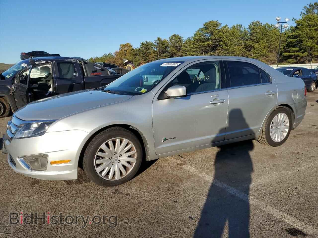 Photo 3FADP0L38AR413729 - FORD FUSION 2010