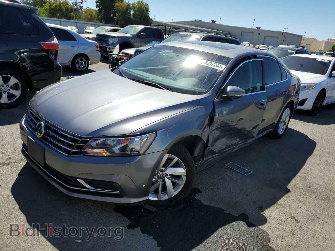 Photo 1VWBA7A37JC006754 - VOLKSWAGEN PASSAT 2018