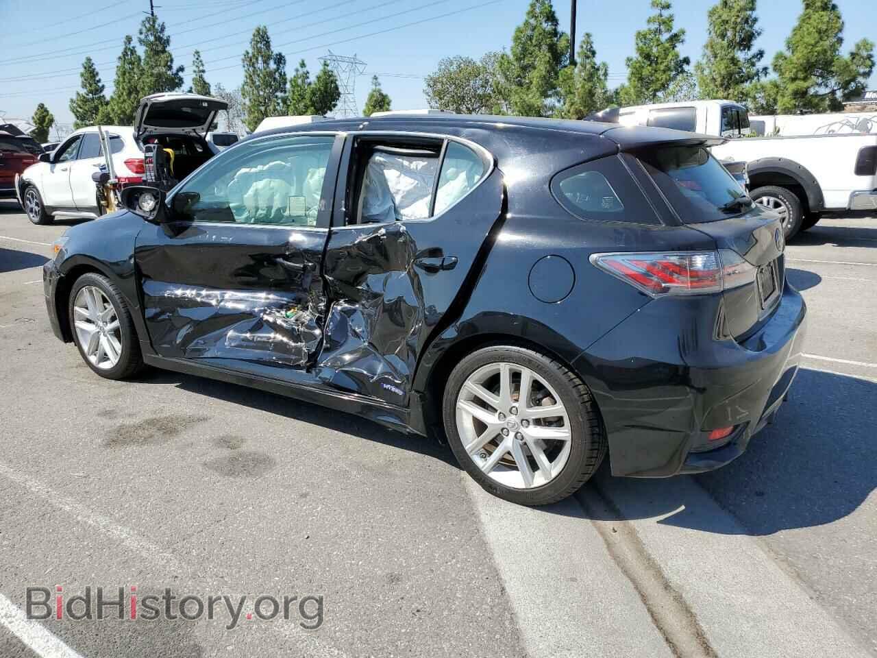 2014 LEXUS CT 200 - VIN: JTHKD5BH4E2205487 - Photo 2