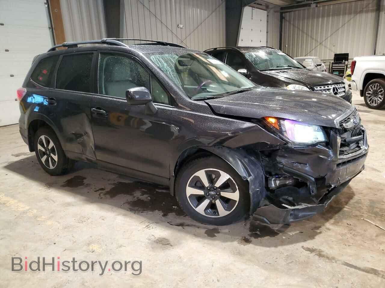 2017 SUBARU FORESTER - VIN: JF2SJAEC6HH805241 - Фото 4