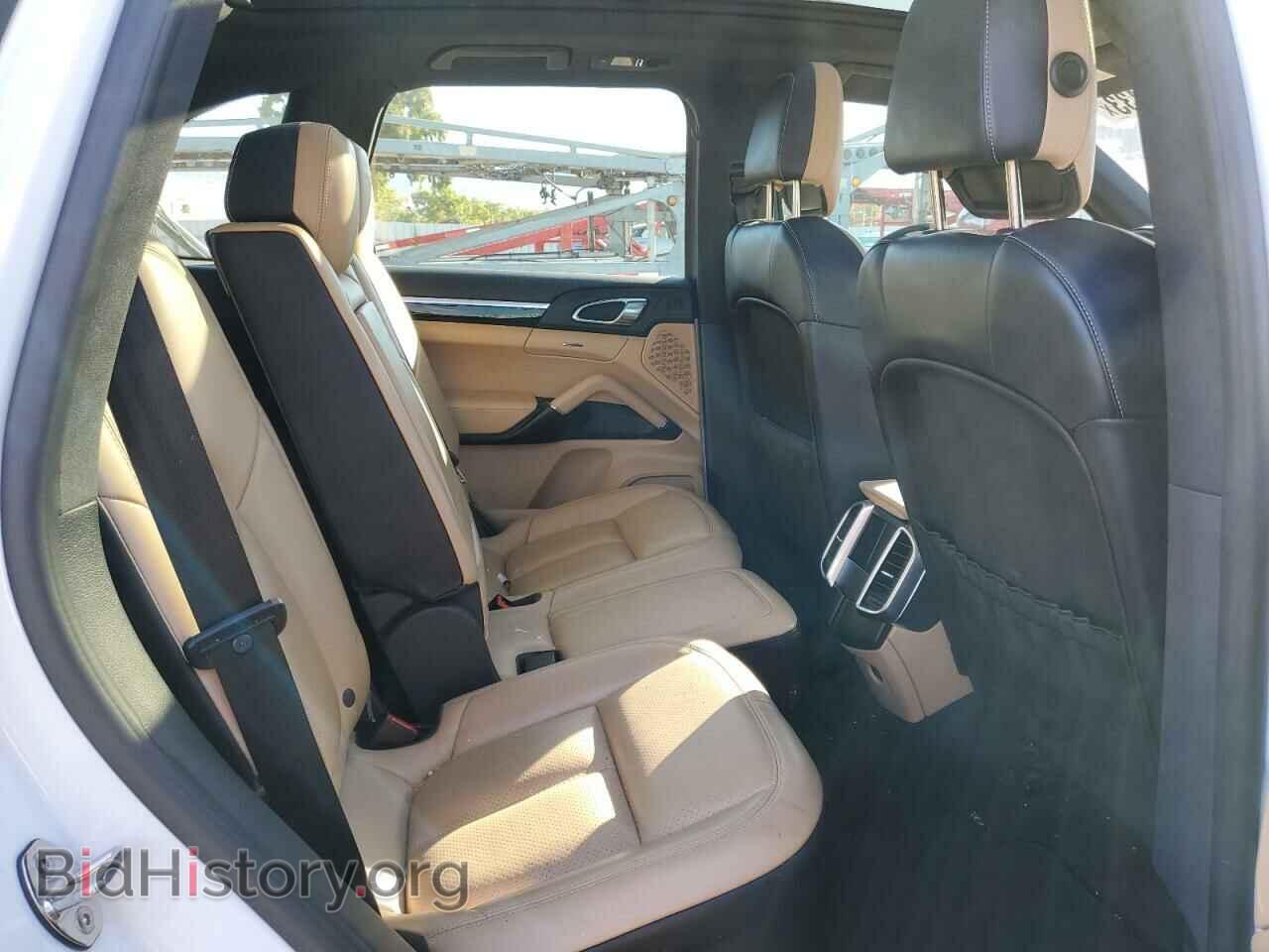 2017 PORSCHE CAYENNE - VIN: WP1AA2A22HKA88285 - Фото 10