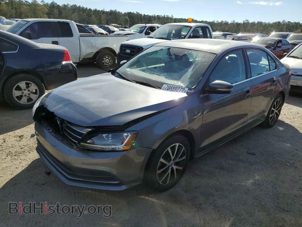 Фотография 3VWDB7AJ0HM406278 - VOLKSWAGEN JETTA 2017