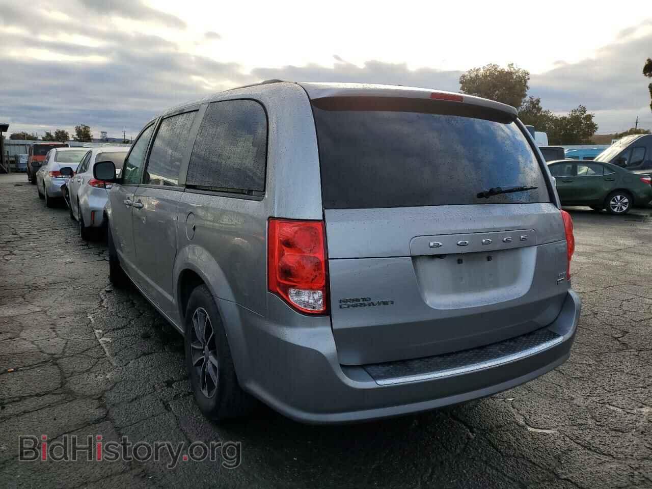 2018 DODGE CARAVAN - VIN: 2C4RDGEG5JR337345 - Фото 2