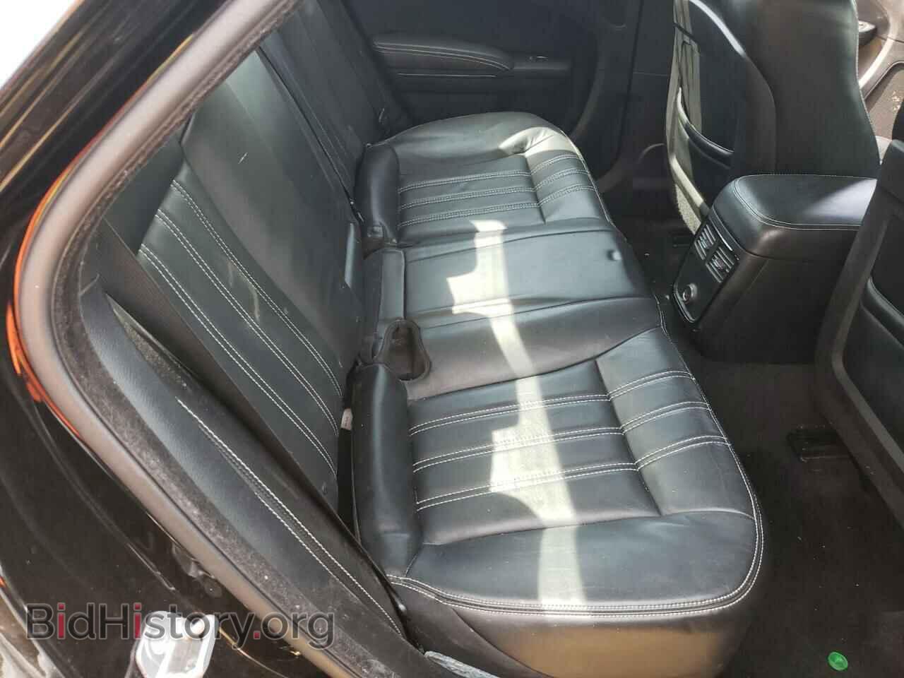 2014 CHRYSLER 300 - VIN: 2C3CCAGG3EH257951 - Фото 6