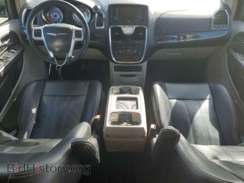2011 Chrysler MINIVAN (VIN 2A4RR8DG6BR714138) — фото 8 из 13