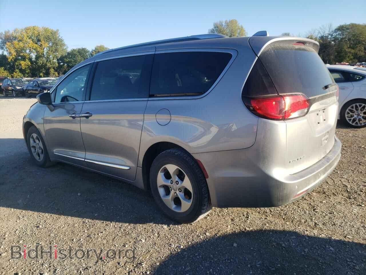 2017 CHRYSLER PACIFICA - VIN: 2C4RC1EG7HR594212 - Photo 2