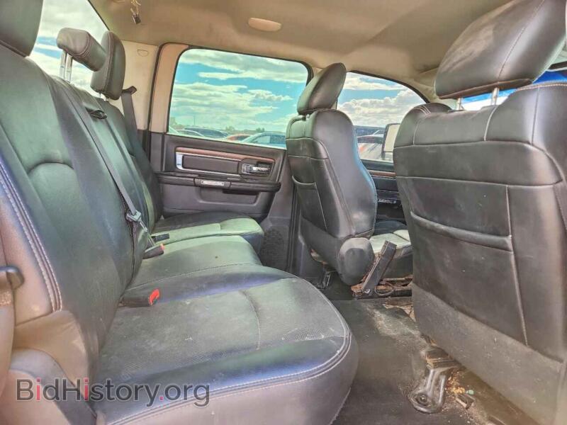 2016 RAM 2500 (VIN 3C6UR5FLXGG368141) — photo 10 of 14