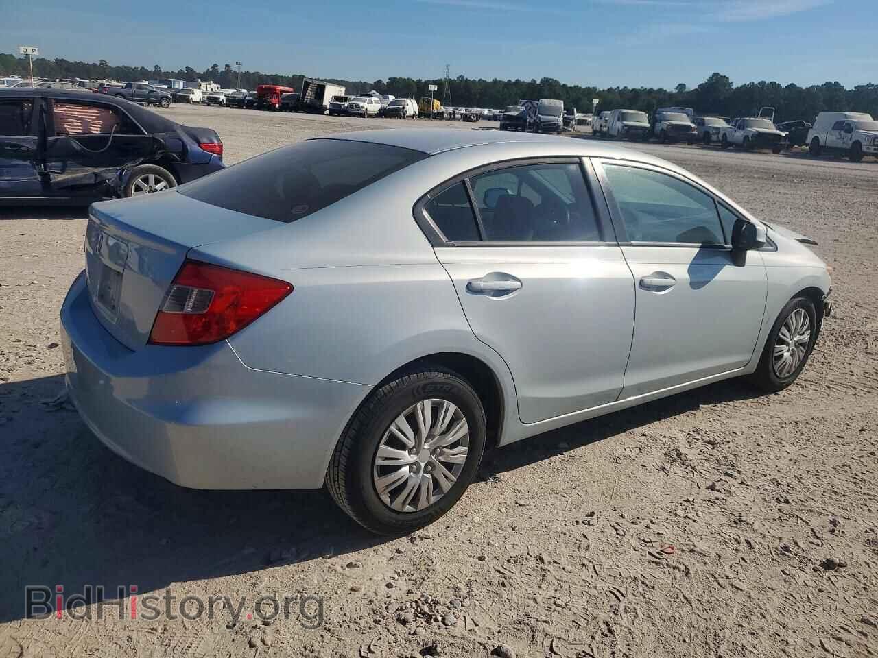2012 HONDA CIVIC - VIN: 2HGFB2F5XCH555851 - Фото 3