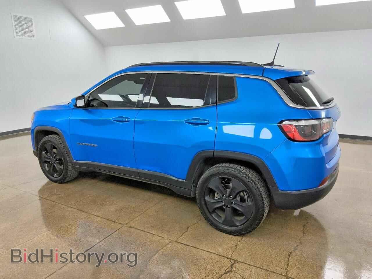 2017 JEEP COMPASS - VIN: 3C4NJCBB6HT682125 - Photo 2
