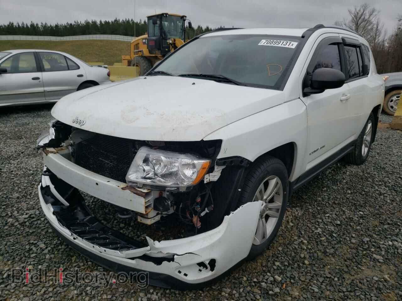 2011 JEEP COMPASS - VIN: 1J4NF1FB4BD154607 - Photo 2