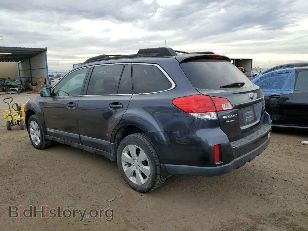 2011 SUBARU OUTBACK - VIN: 4S4BRBCC8B3379732 - Фото 2