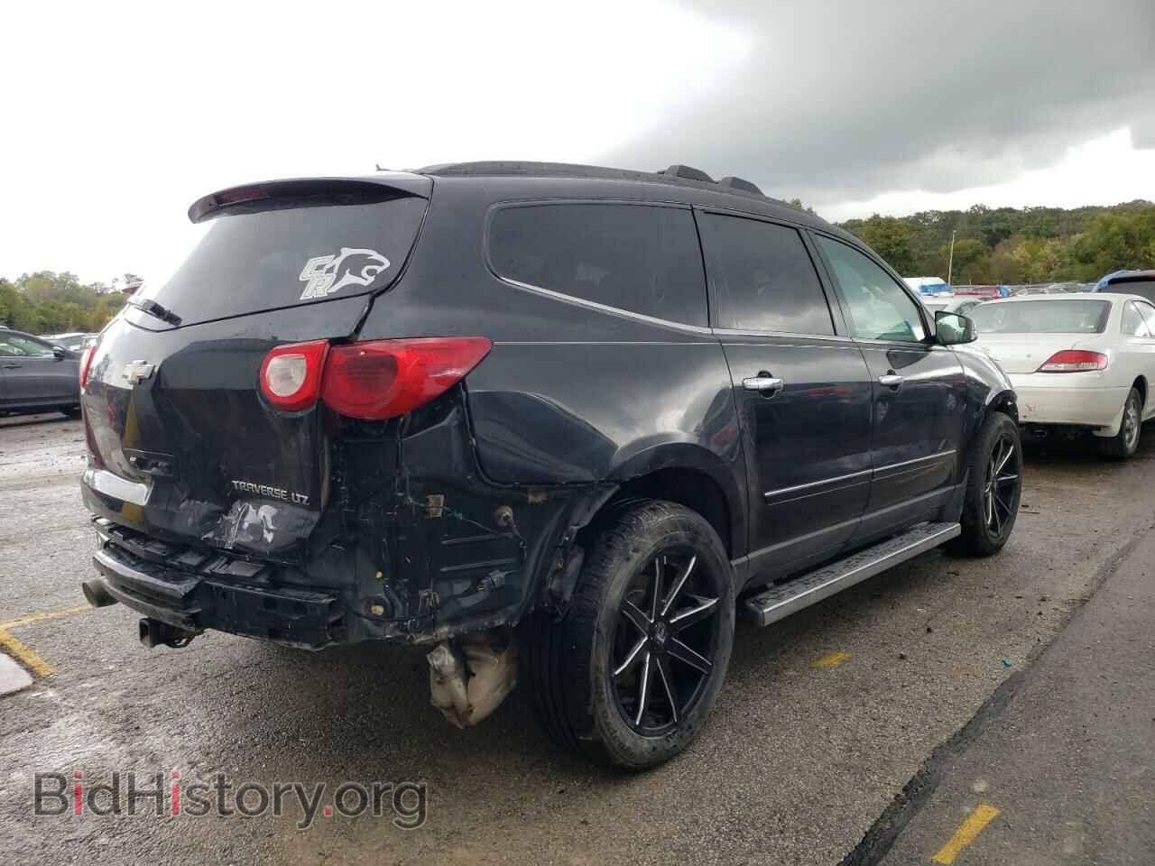 2010 CHEVROLET TRAVERSE - VIN: 1GNLVHED7AS126779 - Фото 3