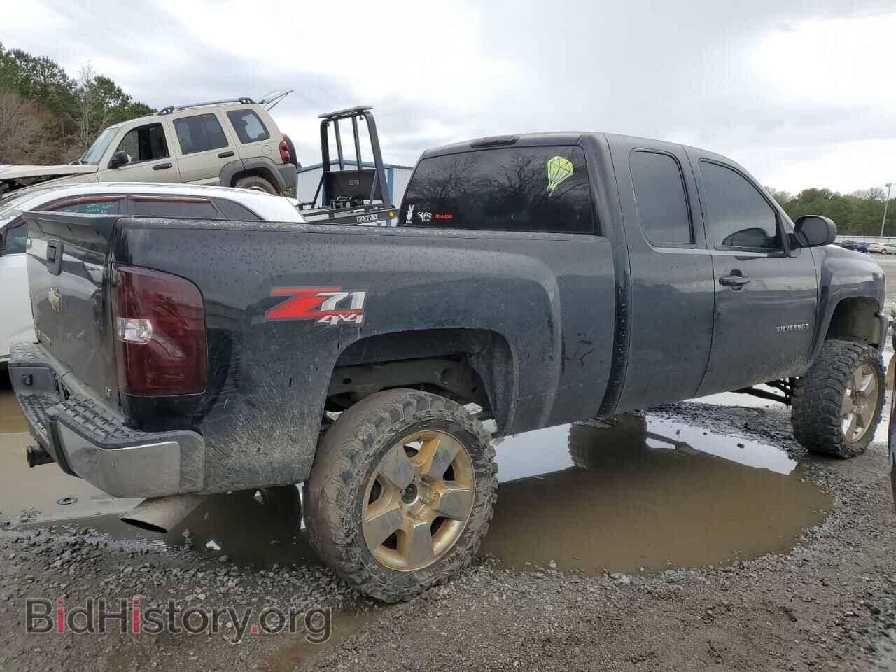 2011 CHEVROLET SILVERADO - VIN: 1GCRKSE31BZ212324 - Фото 3