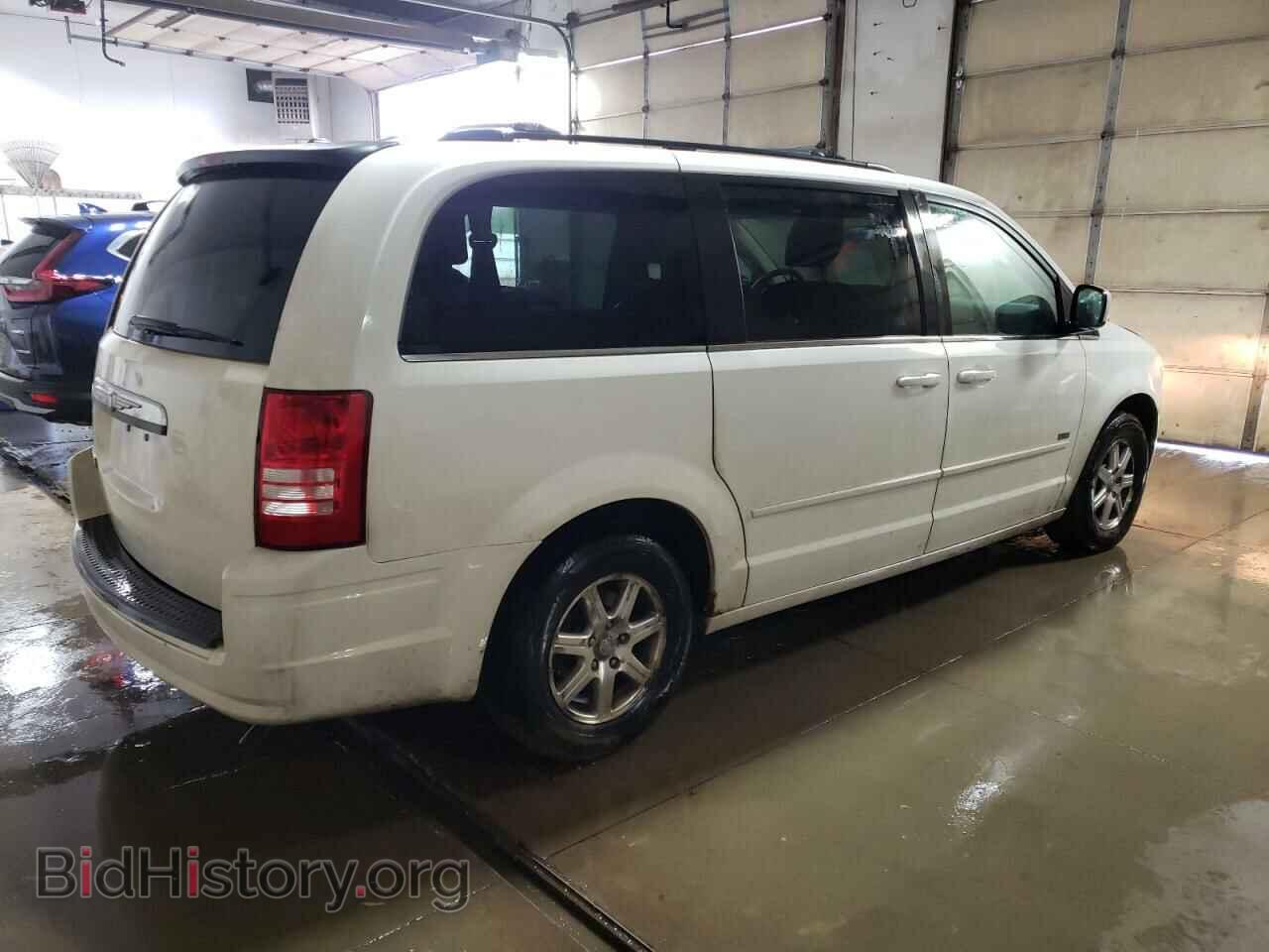 2008 CHRYSLER MINIVAN - VIN: 2A8HR54P58R767480 - Фото 3