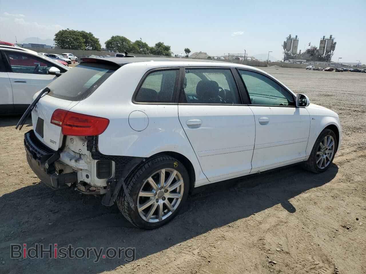 2010 AUDI A3 - VIN: WAUKEAFM6AA133526 - Фото 3