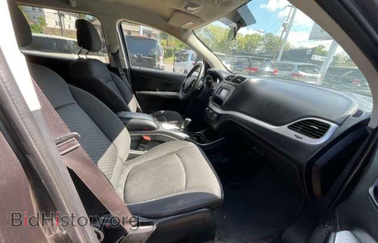 2017 DODGE JOURNEY - VIN: 3C4PDCBG4HT533952 - Фото 5